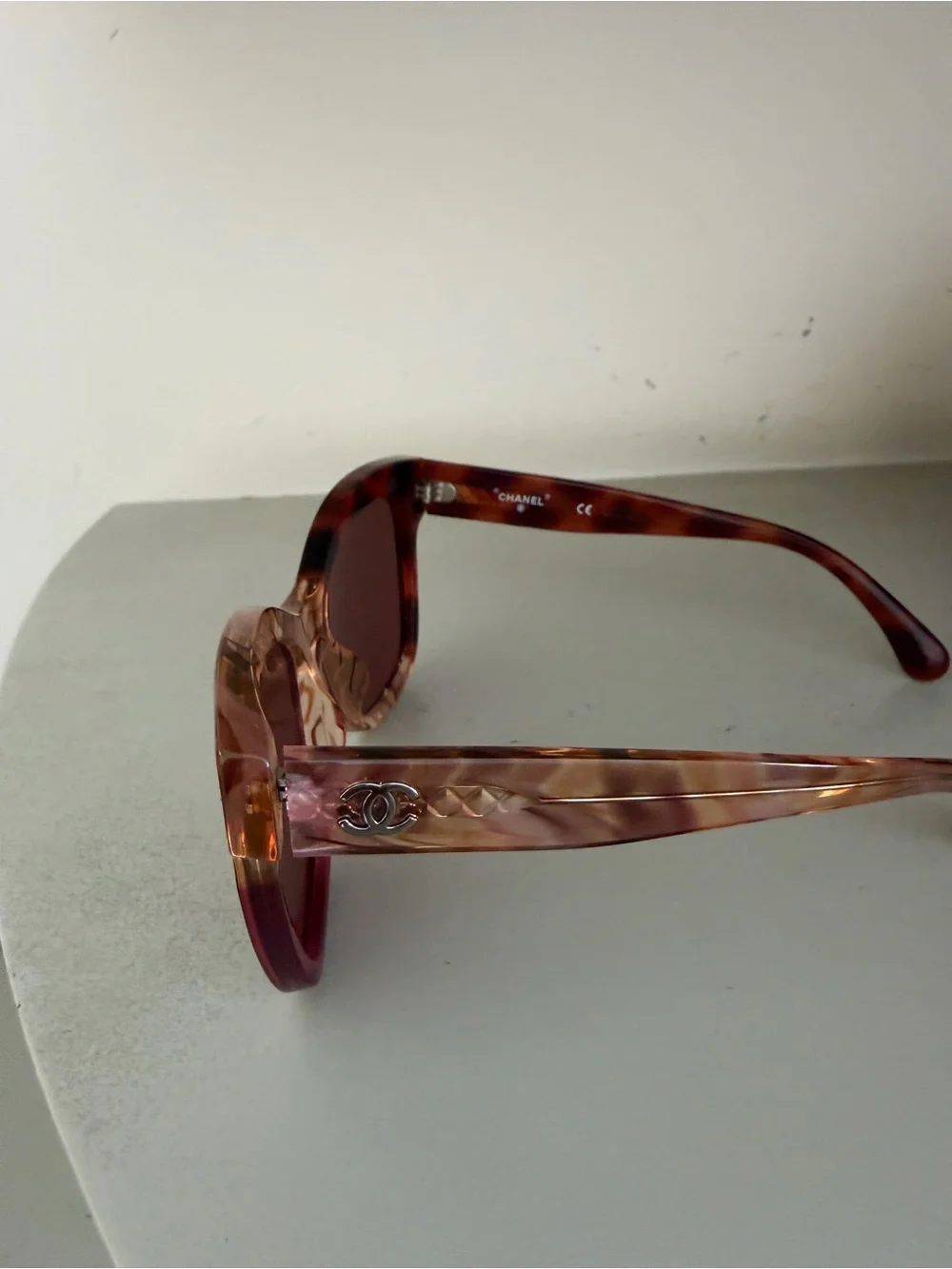 CHANEL Pink and Tortoiseshell Cat-Eye Sunglasses
